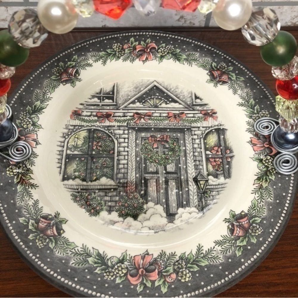 Royal‎ Stafford Christmas Home plate with custom beaded handle - Picture 3 of 11